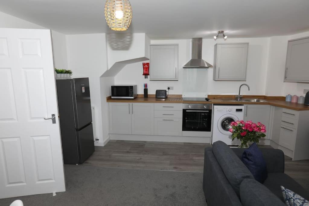 Exmouth - Apartment 1, Strand House - Modern 2 Bedroom Apartment, Perfect Location For Access To Beach & Town Centre - Sleeps 4 Guests - No Parking - Hosted By Rentmyhouse Ngoại thất bức ảnh